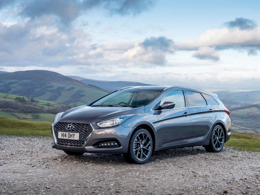  Hyundai i40 Tourer 2019 года  (UK) (фото 1 из 40)